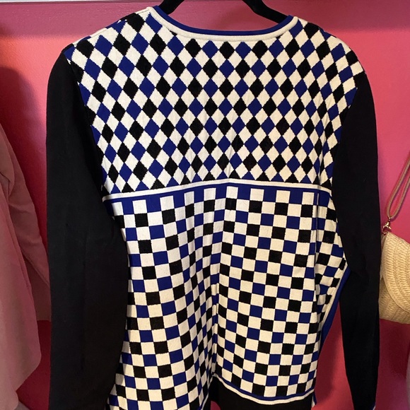 Carlisle Collection Sweater. Size L. - Picture 3 of 4